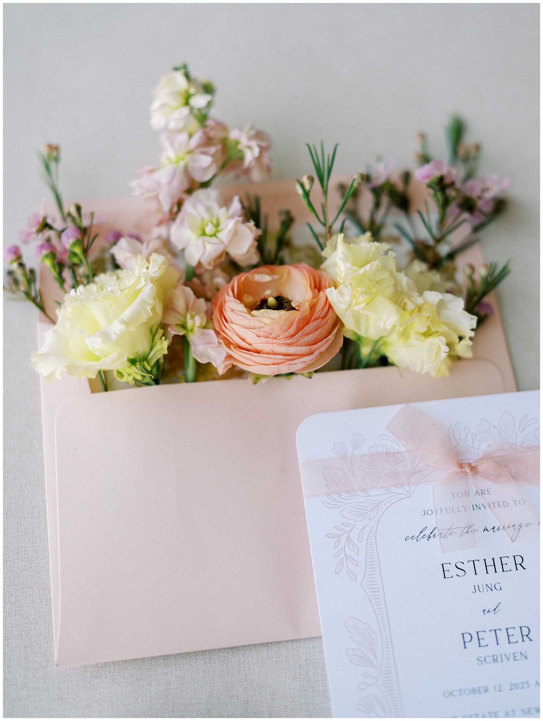 A joyful Estate at New Albany wedding featuring fall foliage, spring-inspired florals, and Esther and Peter's ceremony and reception
